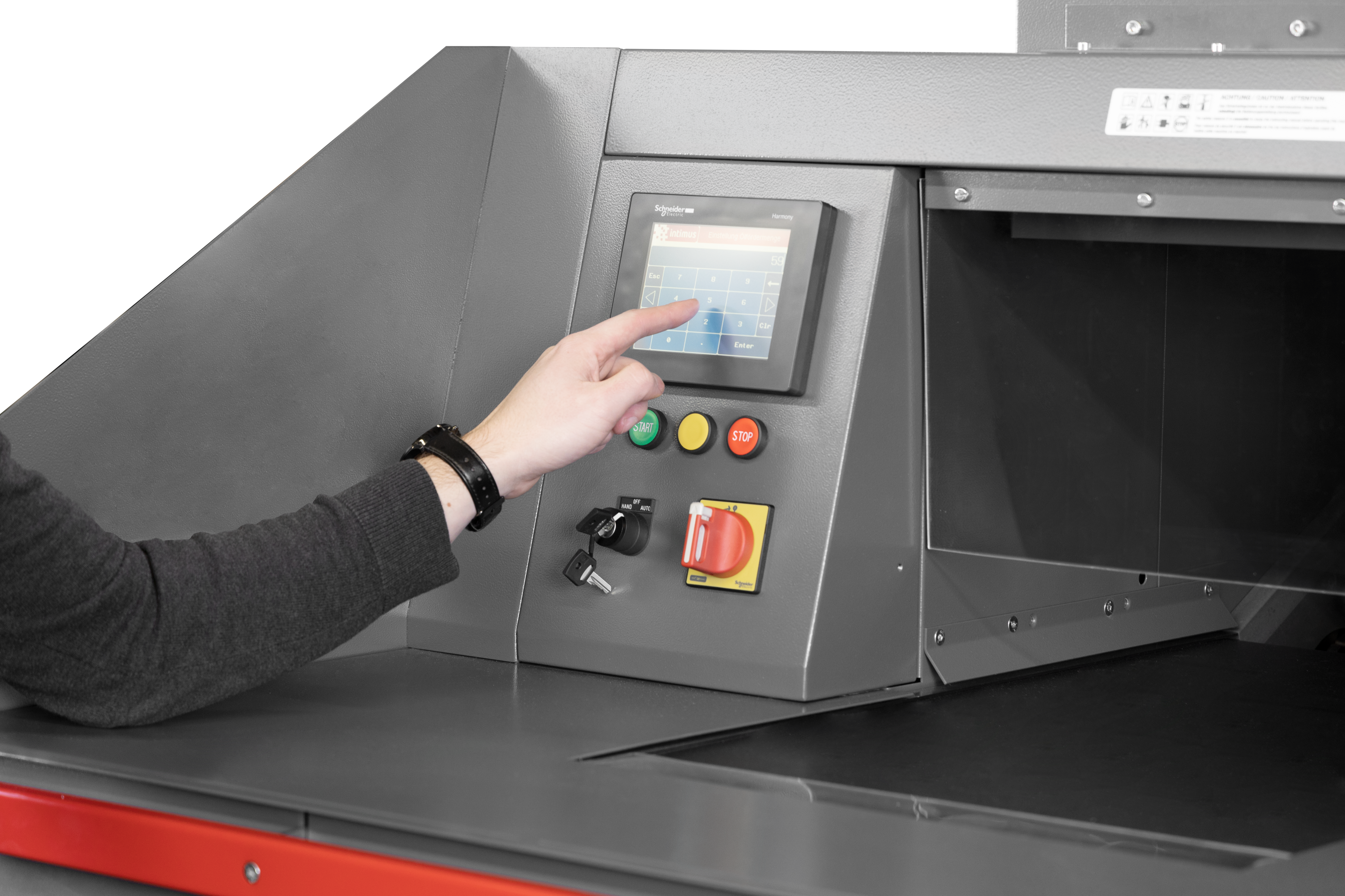 16.99 SmartShred with horizontal discharge conveyor (6x50 mm)