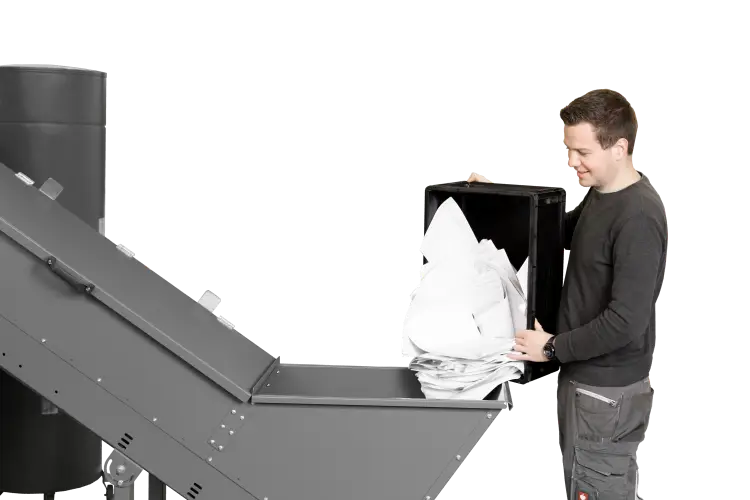 16.99 SmartShred with horizontal discharge conveyor (6x50 mm)