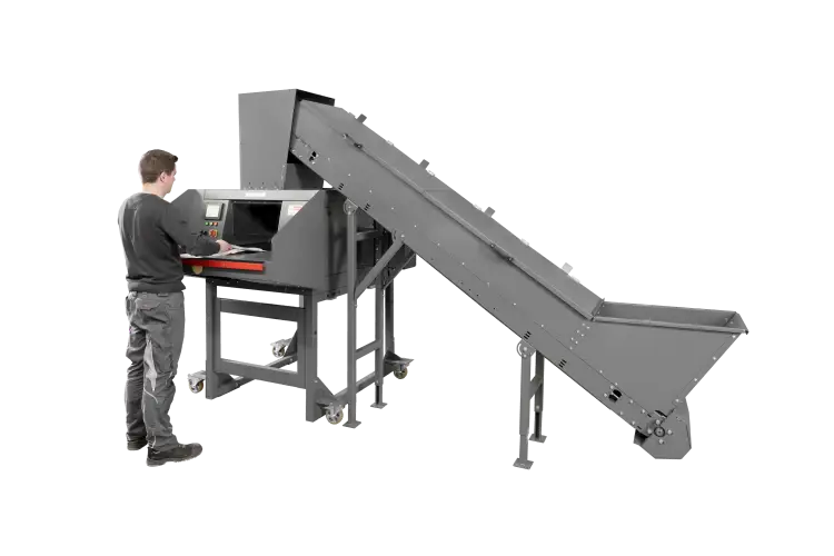 16.99 SmartShred with horizontal discharge conveyor (6x50 mm)
